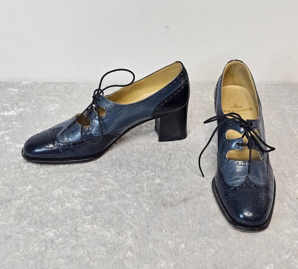 Albaladejo Womens Blue Brogue Leather Block Heels-Size 4/6